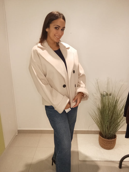 Chaqueta beige botones